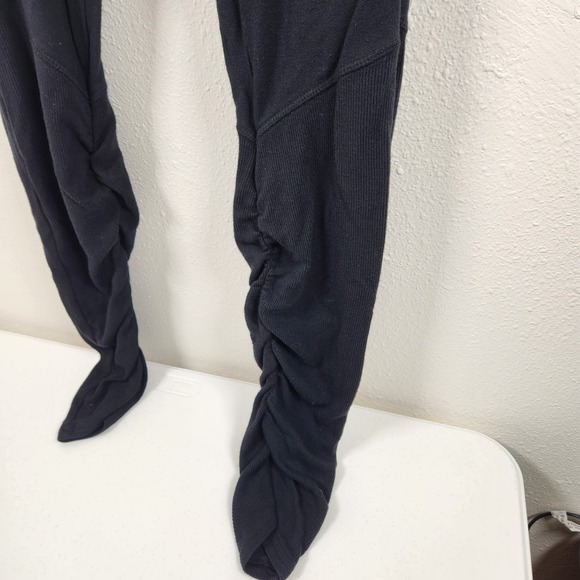 Athleta Leggings Size Medium Restore Slim Ruched Pull On Black Active Athleisure - Picture 2 of 5